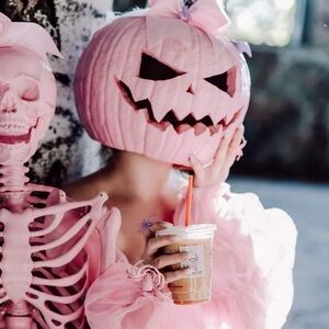 Halloween decor